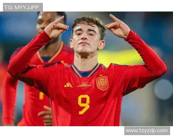 足球明星加维新款卫衣发布引发球迷热潮时尚与运动完美结合